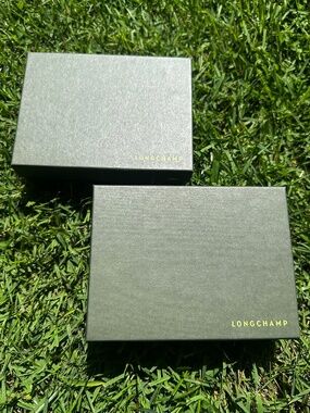 2x Authentic Longchamp Green Gift Boxes with Tissue Paper/ No Stickers - EMPTY